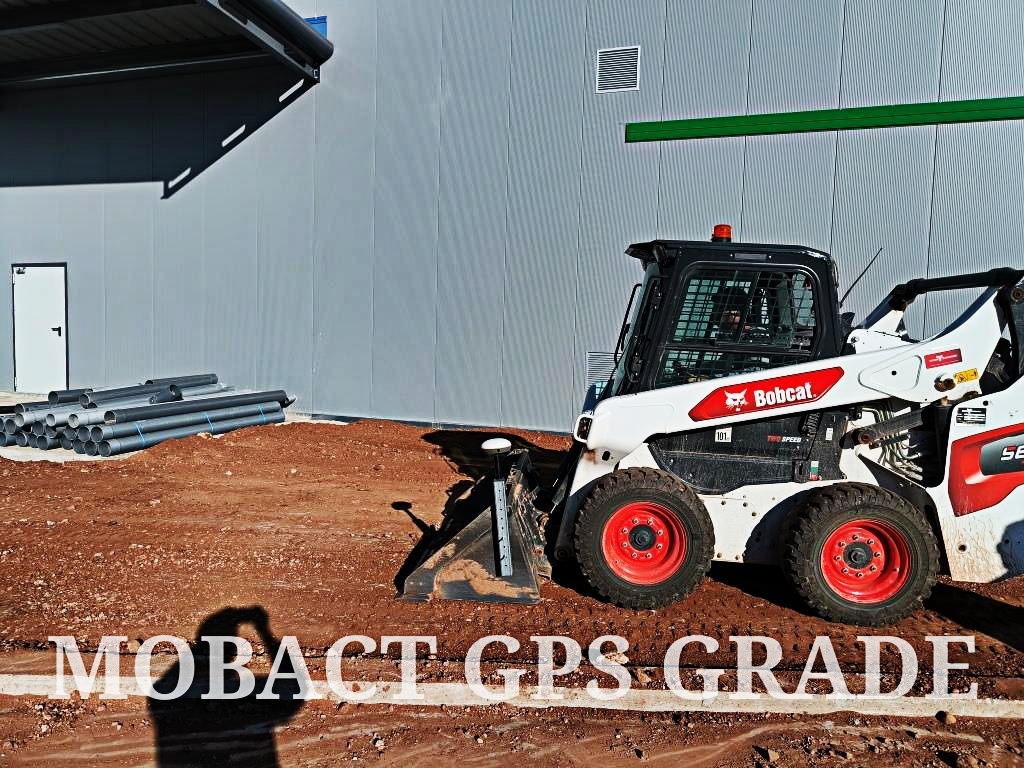 bobcat gps